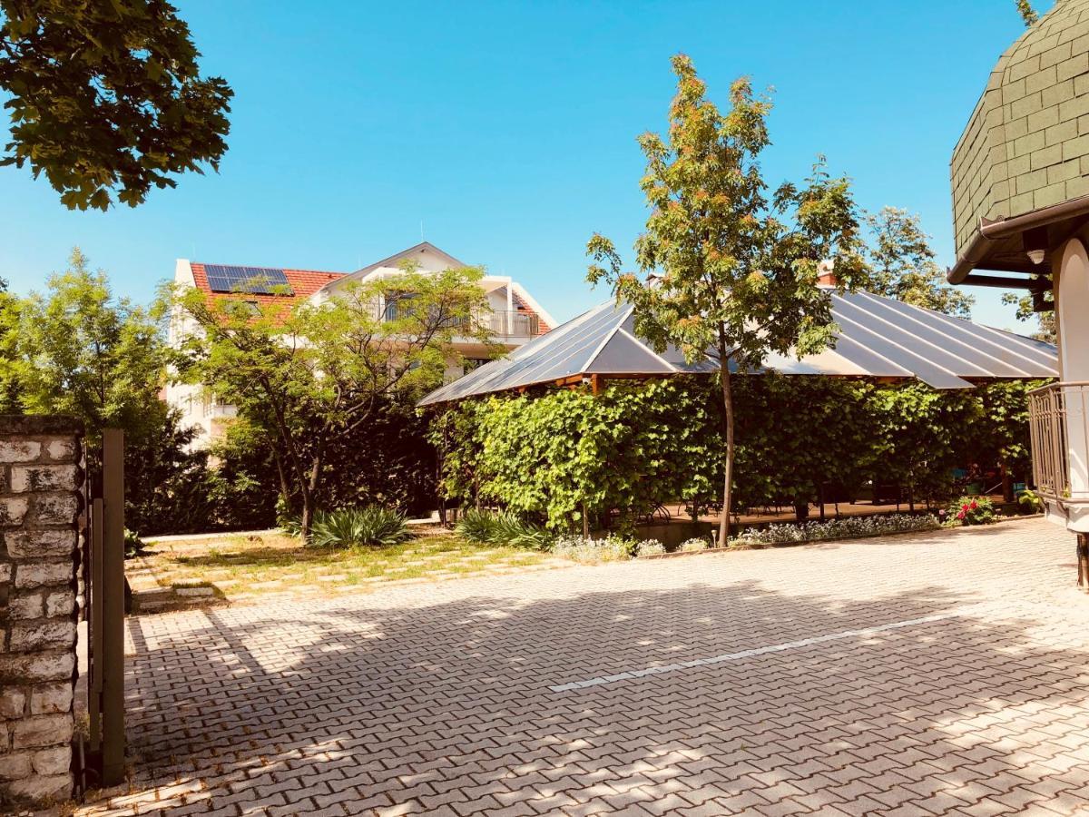Zöldtető Panzió Balatonfüred Exterior foto