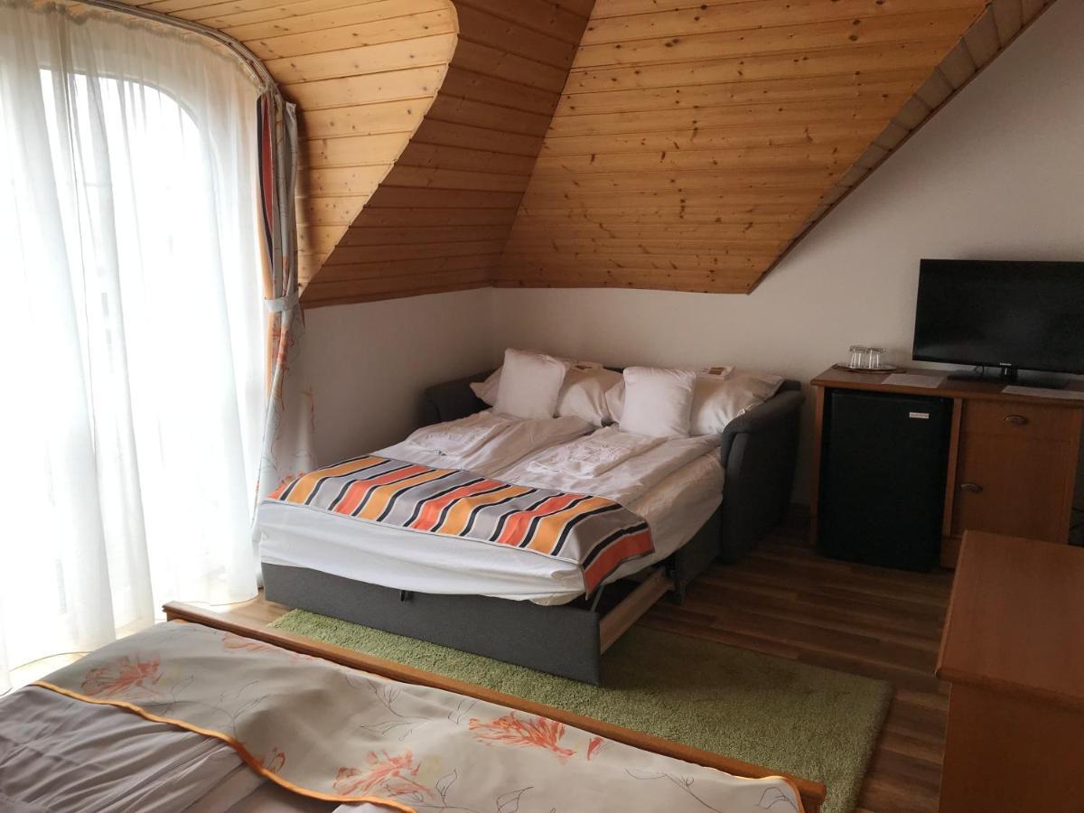 Zöldtető Panzió Balatonfüred Exterior foto